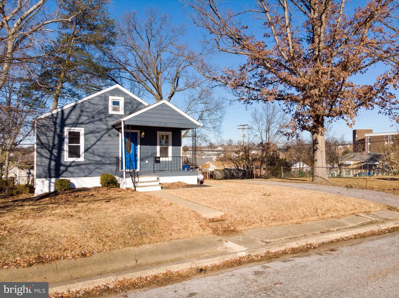 6616 Birchwood Avenue - Photo 1