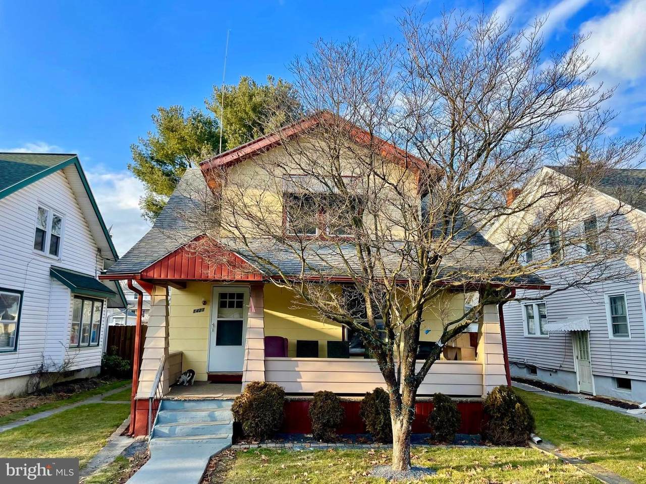 1421 Elm Street - Photo 1