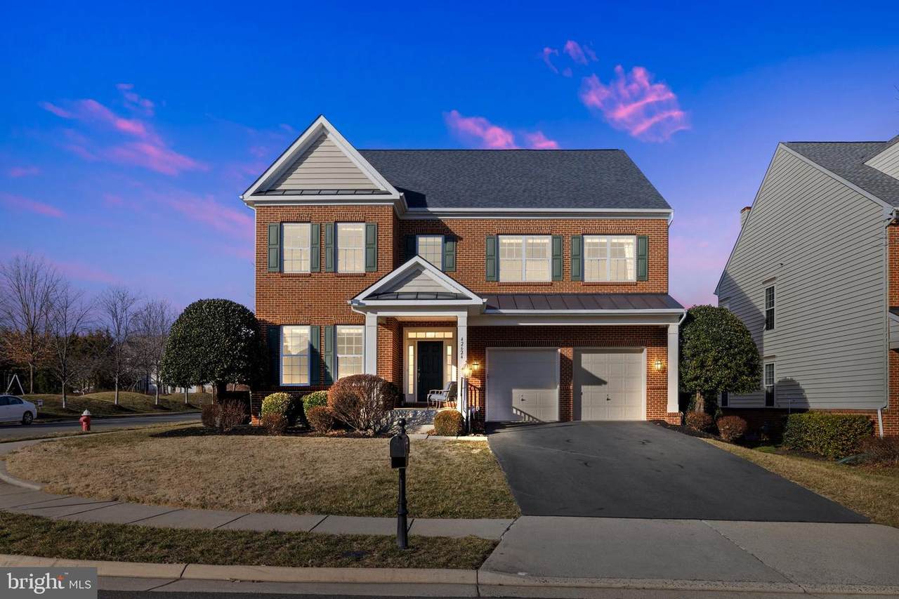 42624 Emperor - Photo 1