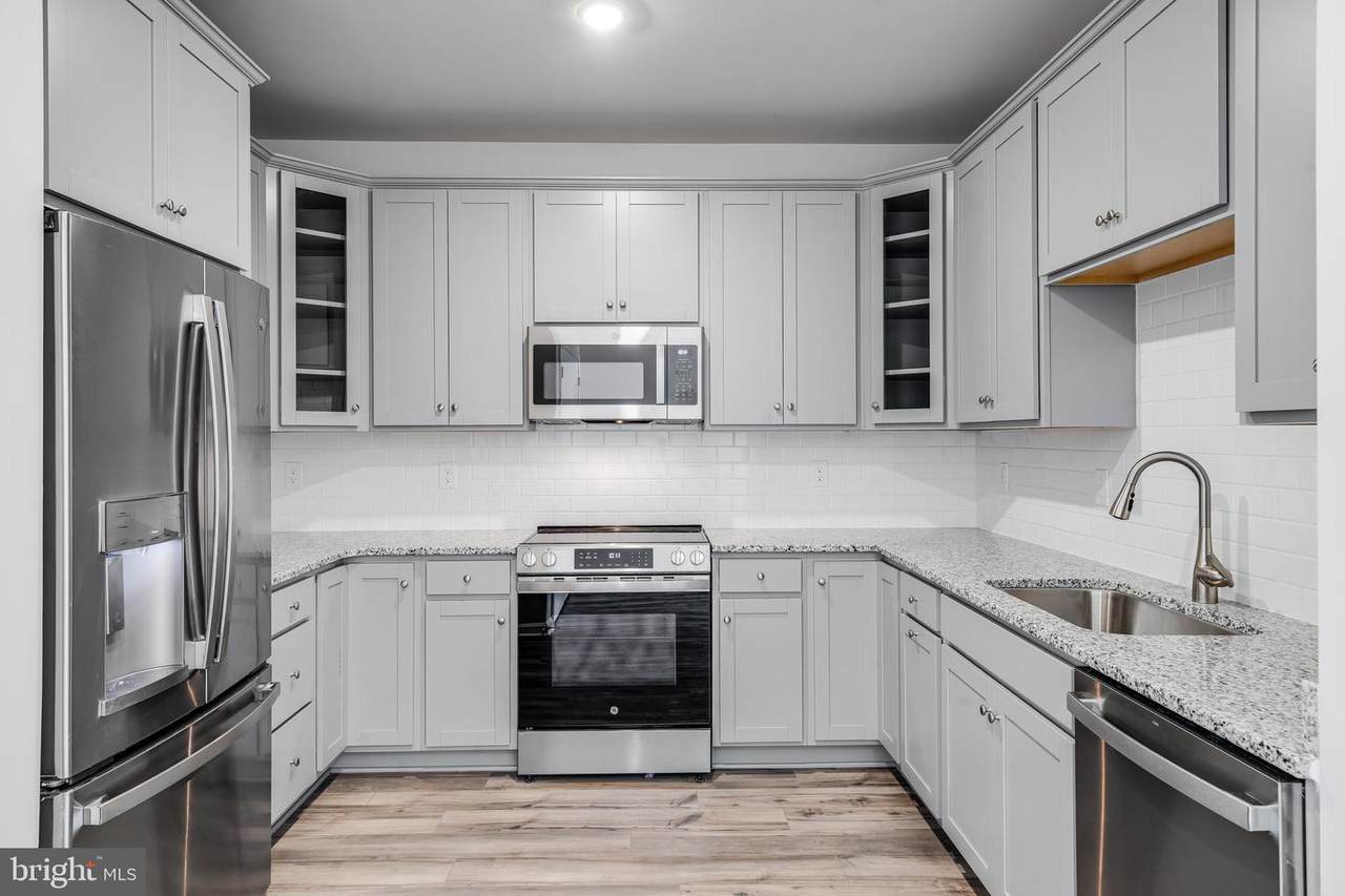 4007 Seaside Alder Road - Photo 1
