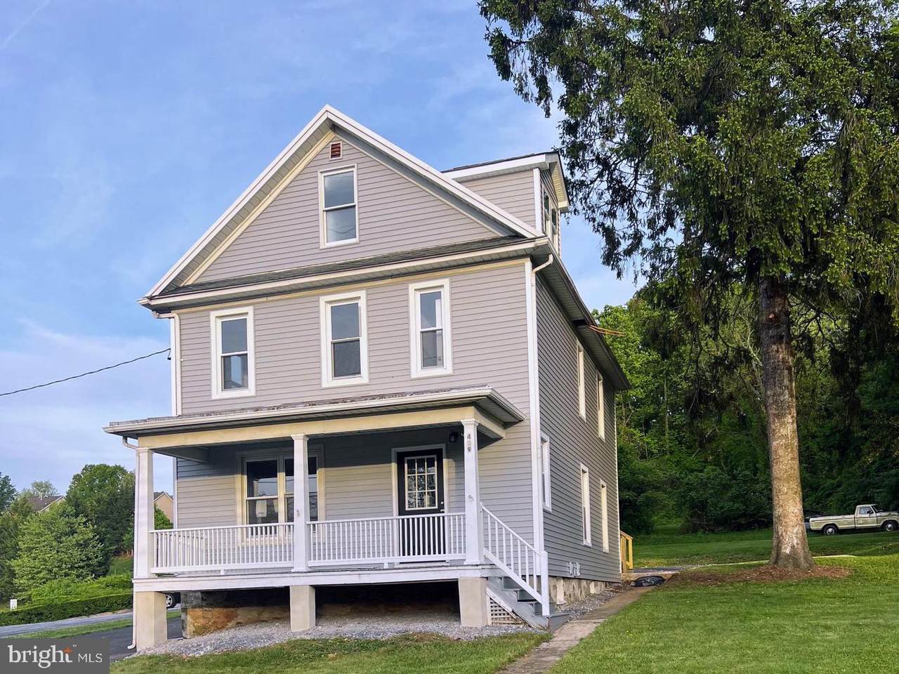 409 Manchester Road - Photo 1