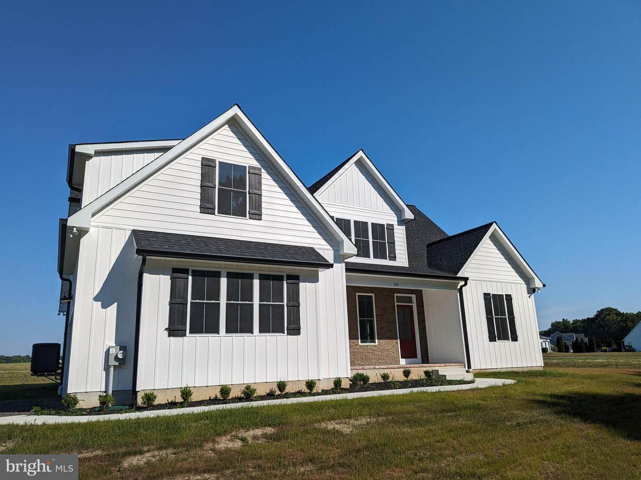 302 Hayden Road - Photo 1
