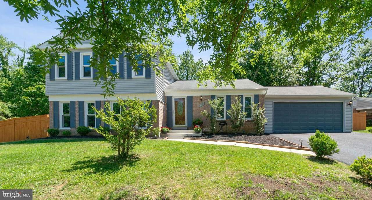 800 Bluffwood Court - Photo 1