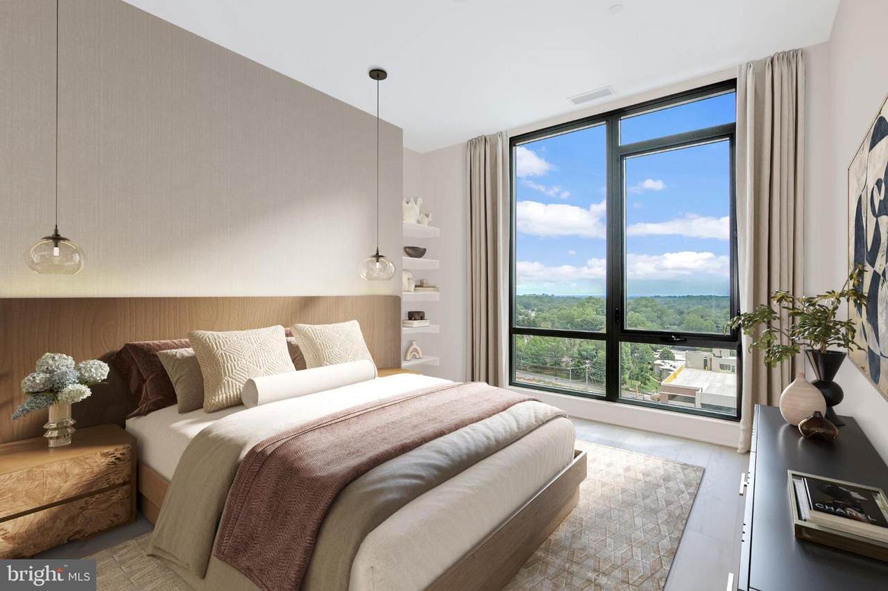 255 W. Falls Station Boulevard - Photo 1