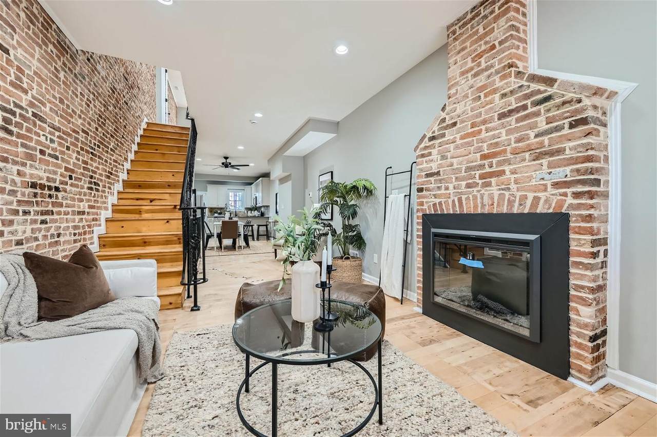 1211 Washington Boulevard - Photo 1