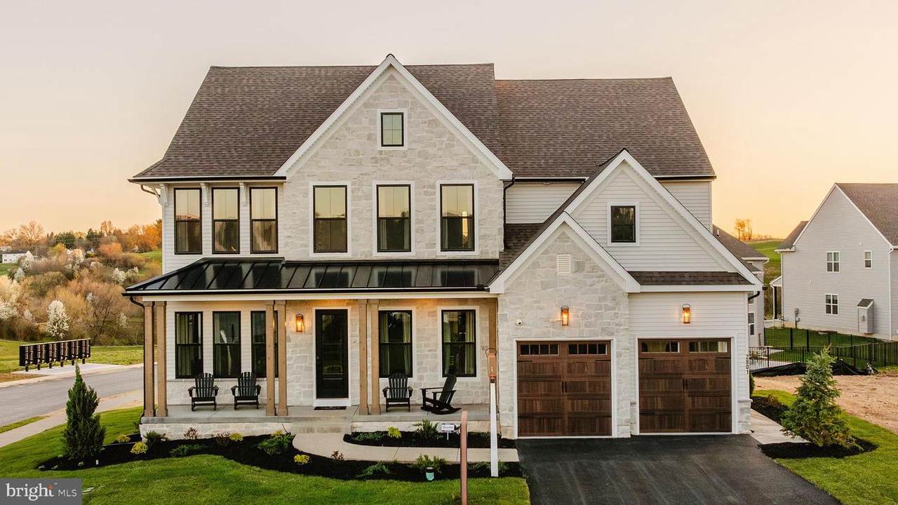 700 Shagbark Drive - Photo 1