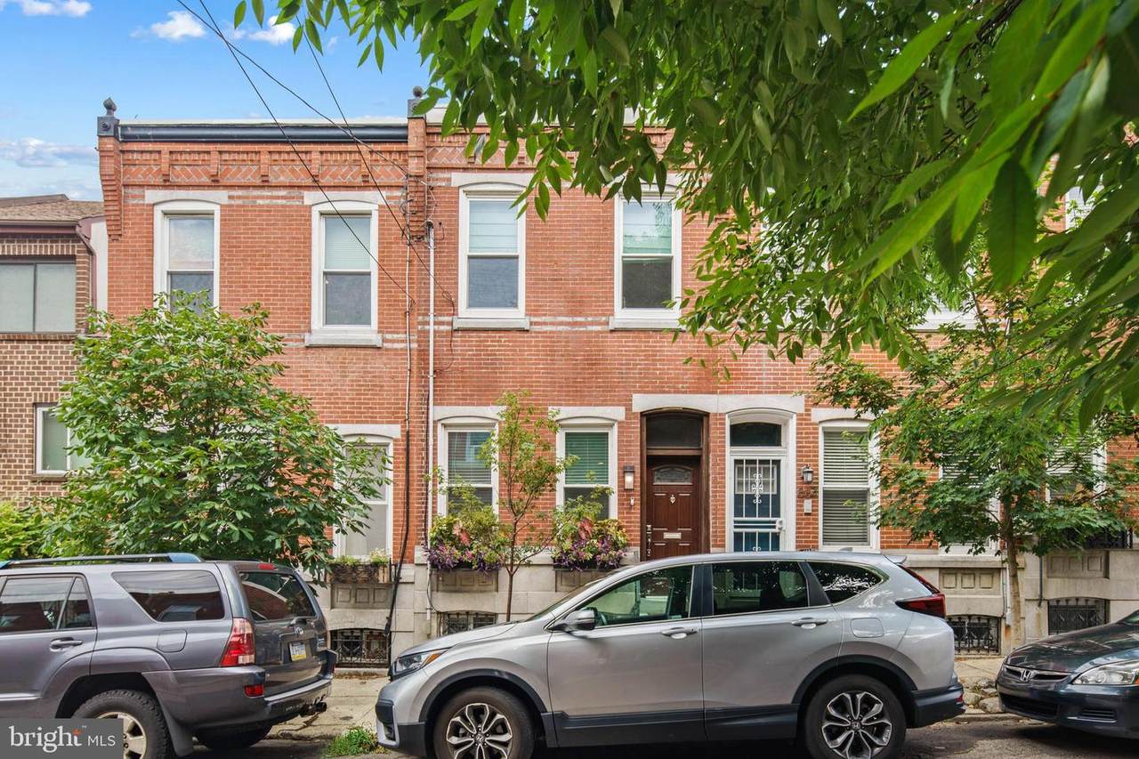 882 Pennock Street - Photo 1
