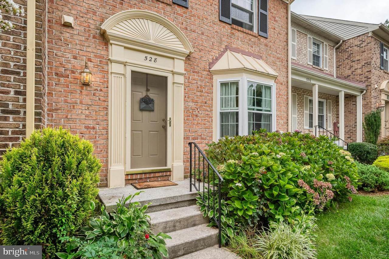 528 Kinsale Road - Photo 1