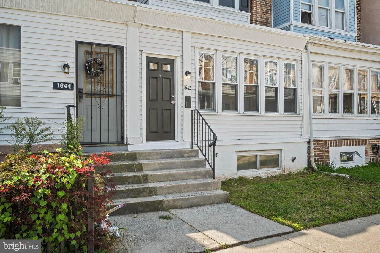 1642 Crosslynne Avenue - Photo 1