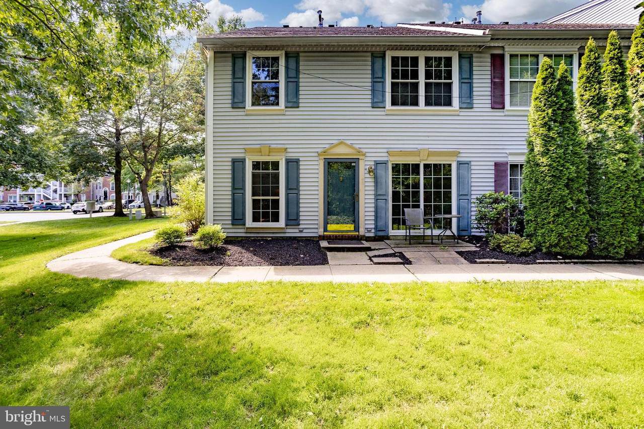 21 Lehavre Court - Photo 1