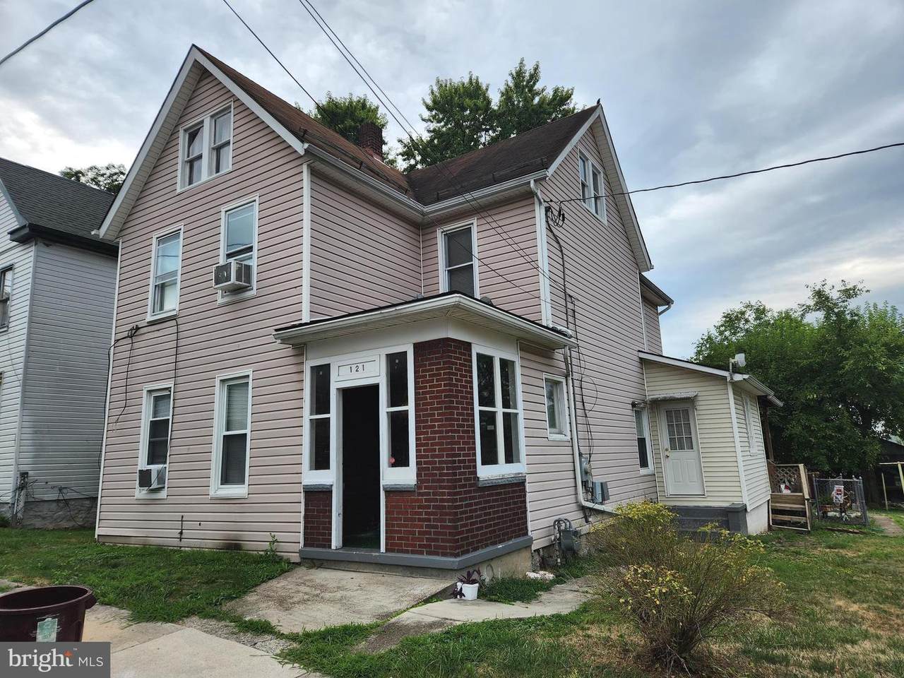 121 First Street - Photo 1