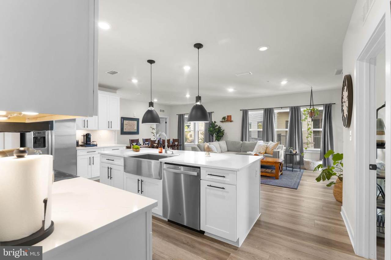 12875 Mosaic Park Way - Photo 1