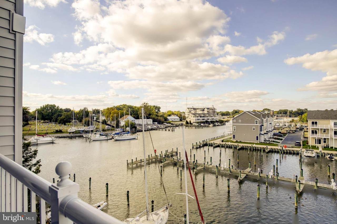 900 Marshy Cove - Photo 1