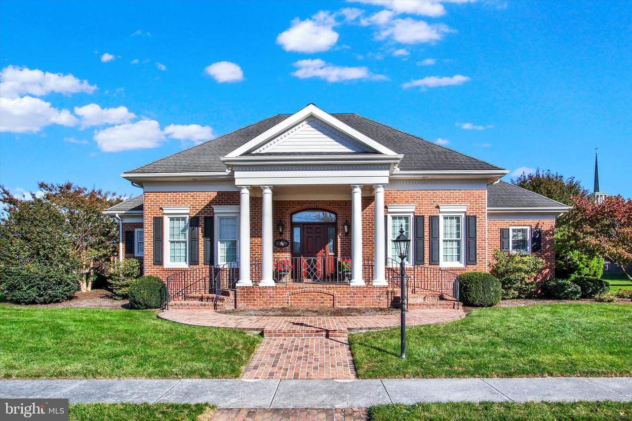 107 Oak Street - Photo 1