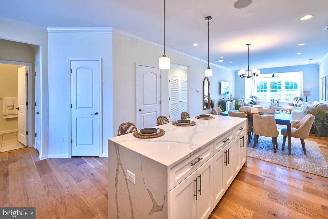 43 Prestwick Lane - Photo 1