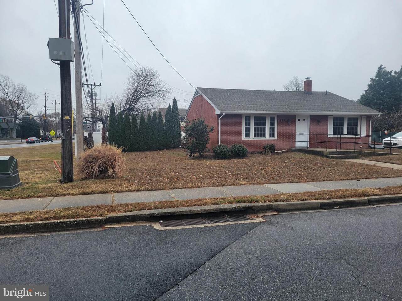 720 Woodcrest Drive - Photo 1