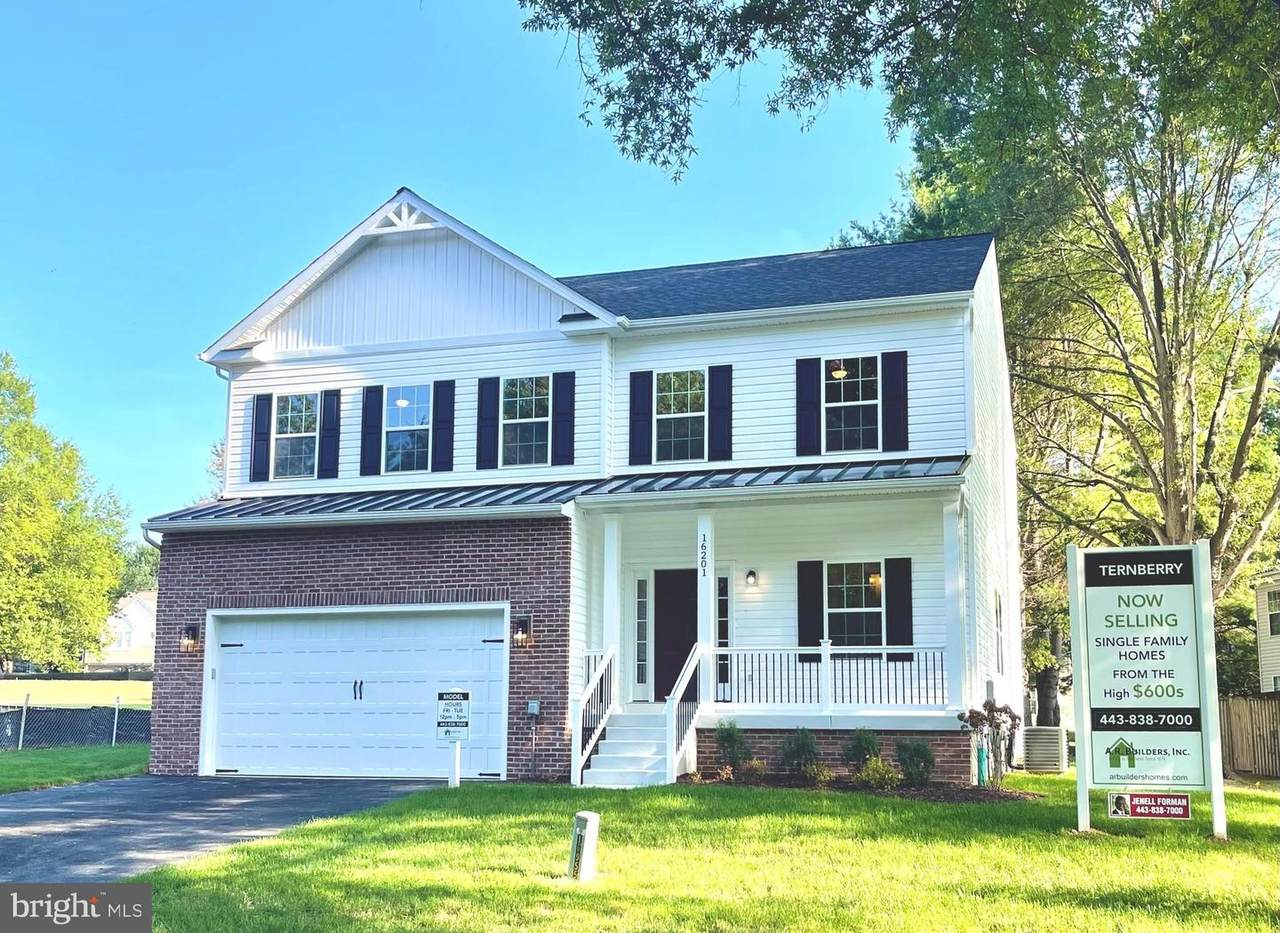 810 Pengrove Court - Photo 1