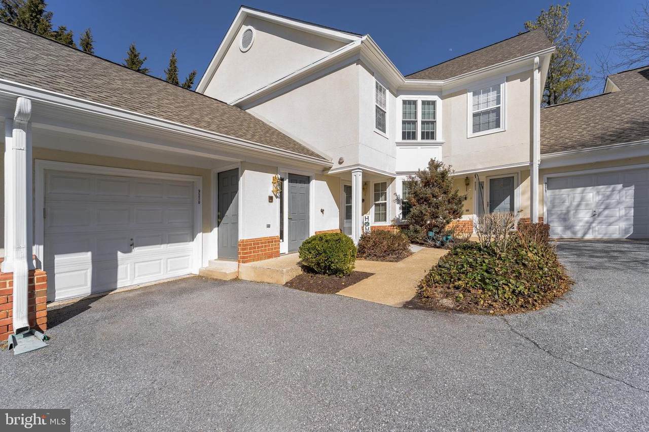 9228 James Howard Lane - Photo 1