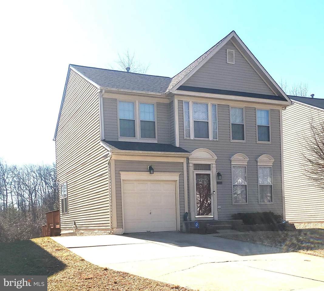 9605 Fable Drive - Photo 1