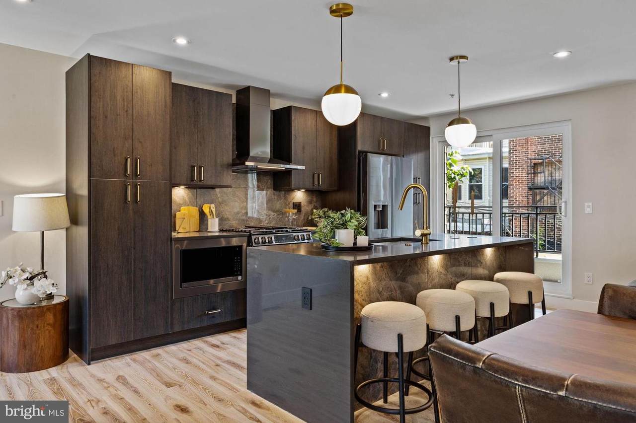 2715 W. Flora Street - Photo 1