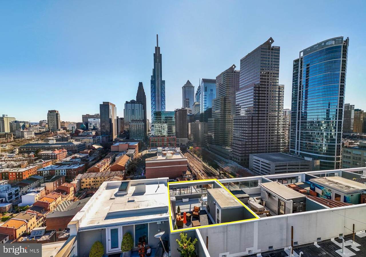 2200 Arch Street - Photo 1