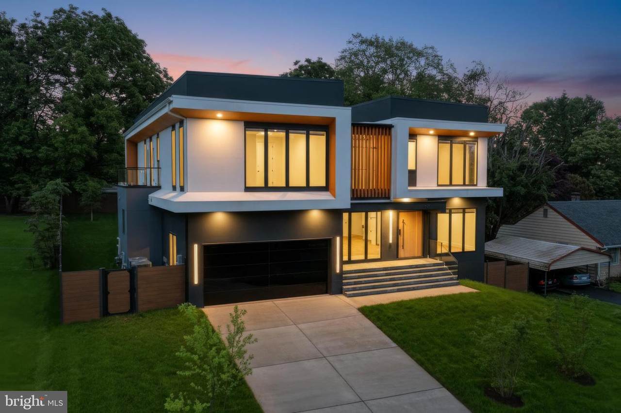 1747 Gilson Street - Photo 1