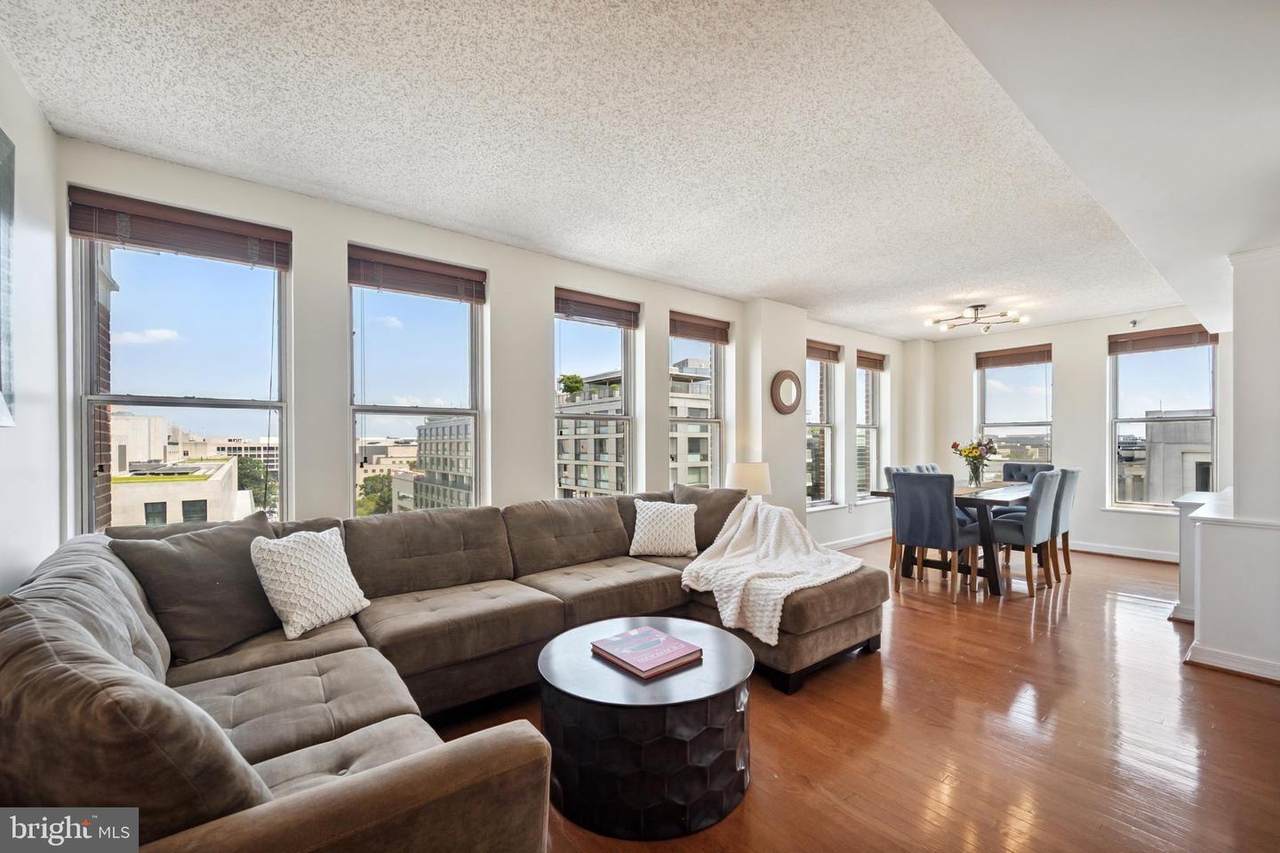 601 Pennsylvania Avenue - Photo 1