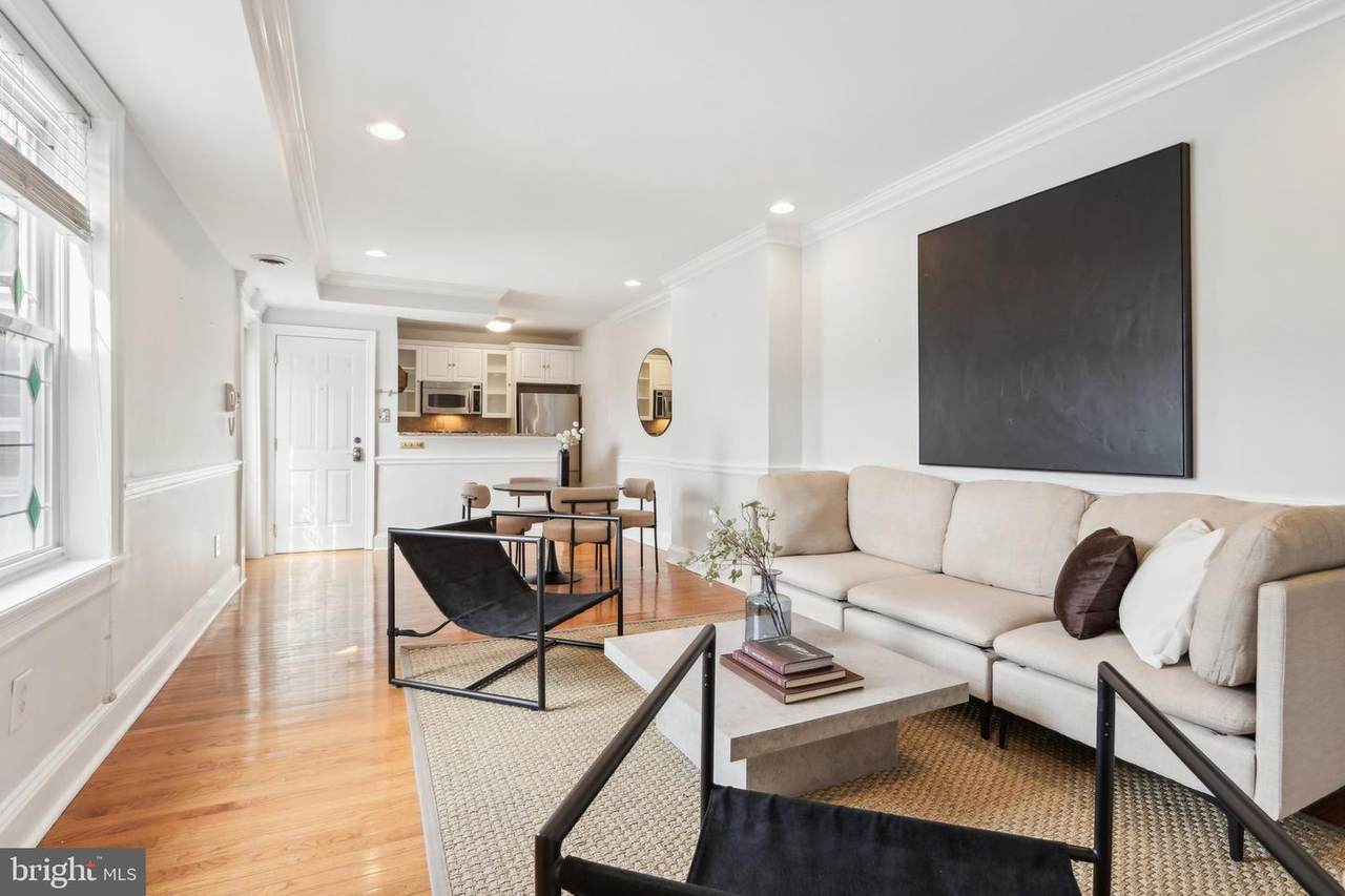 1730 Pine Street - Photo 1