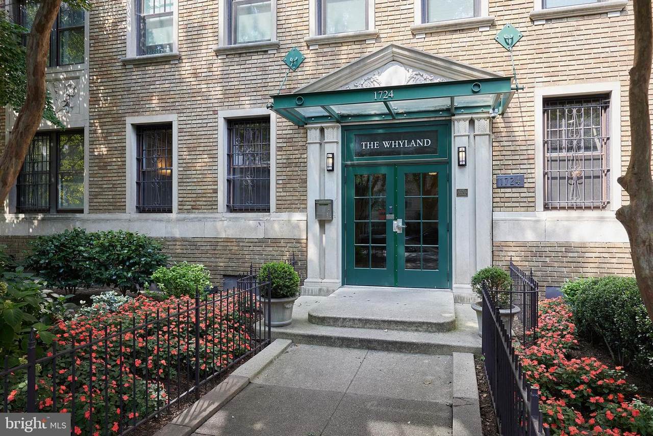 1724 17TH Street - Photo 1