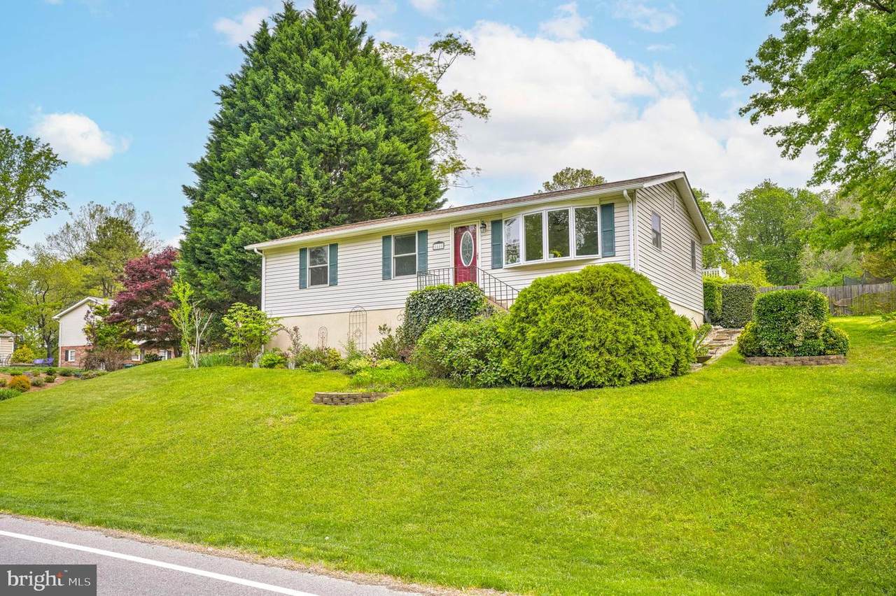 5440 Bayview Avenue - Photo 1