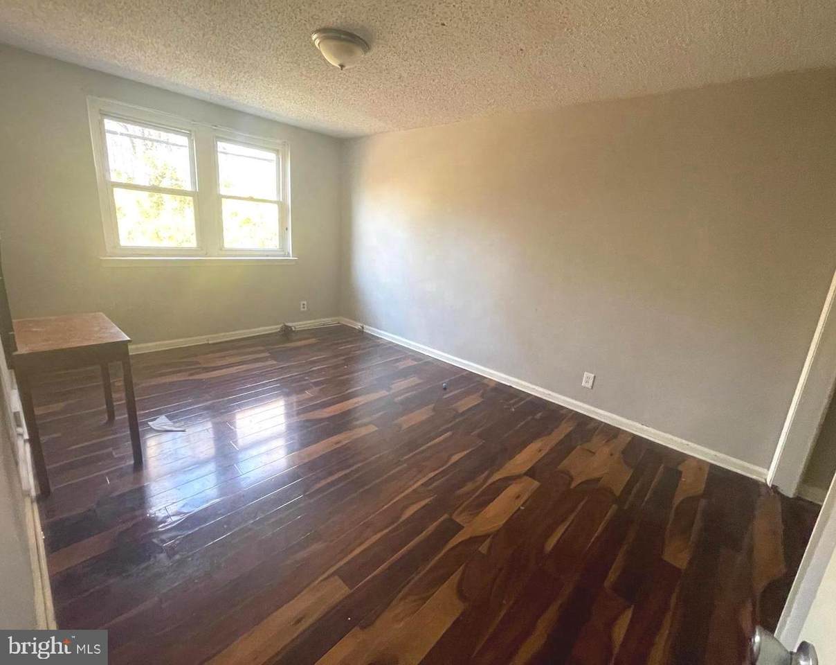 6222 Algon Avenue - Photo 1