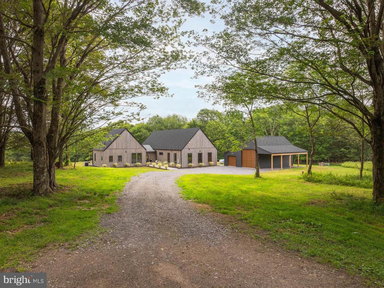 92 Aspen Hills Drive - Photo 1