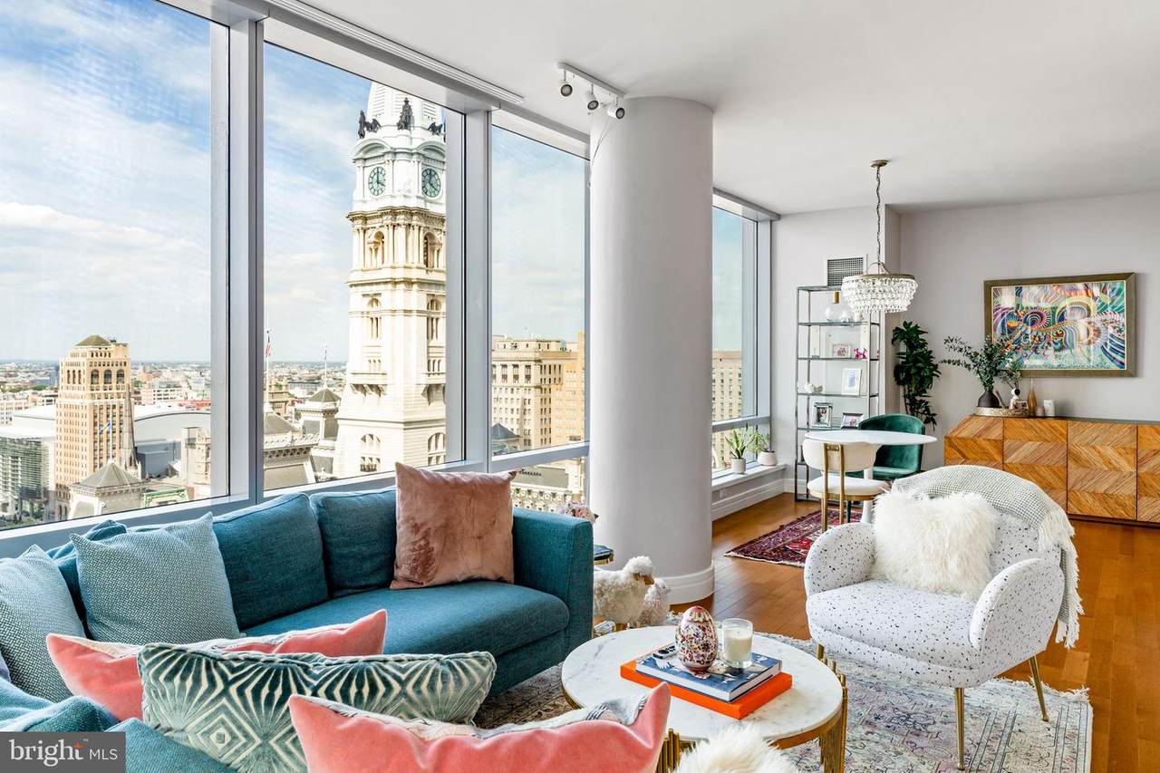 1414 Penn Square - Photo 1