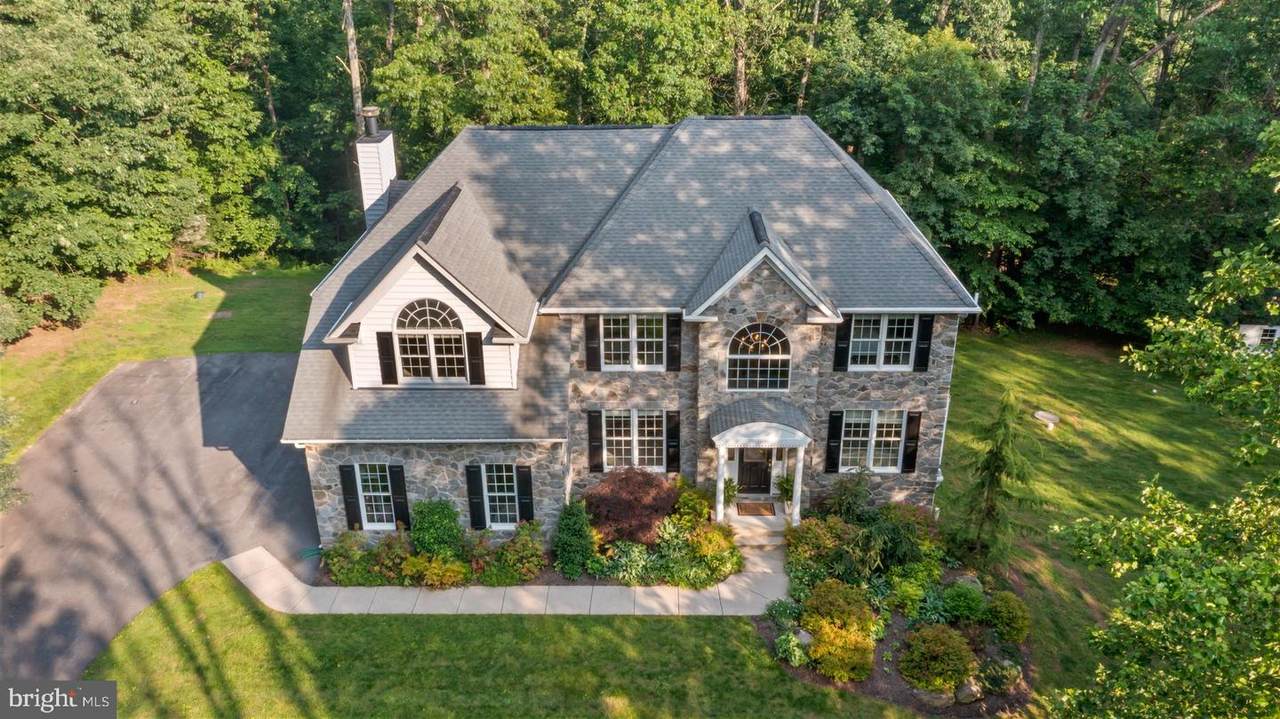 1490 Jakes Creek Drive - Photo 1