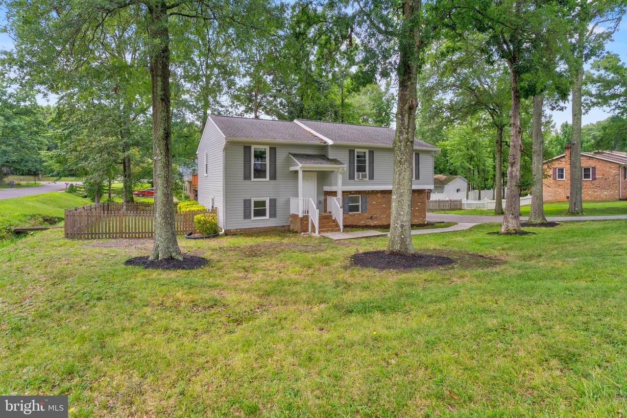 915 Stonewall Lane - Photo 1
