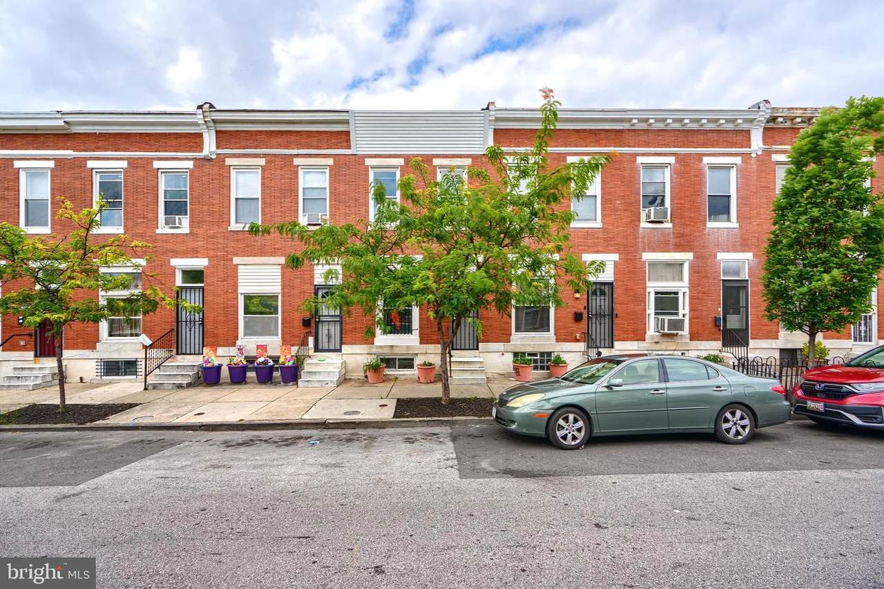 826 Kenwood Avenue - Photo 1