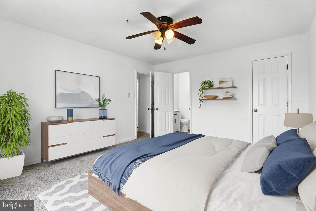 7655 Gladstone Road - Photo 1
