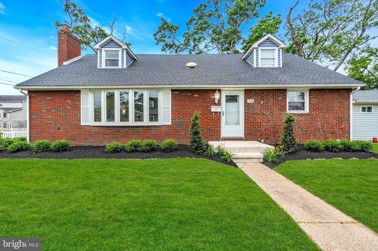 728 Filmore Street - Photo 1