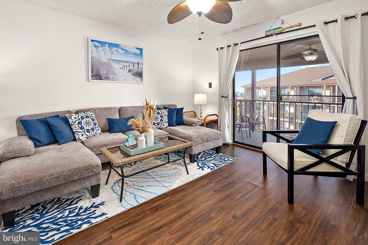 203 33RD Street - Photo 1