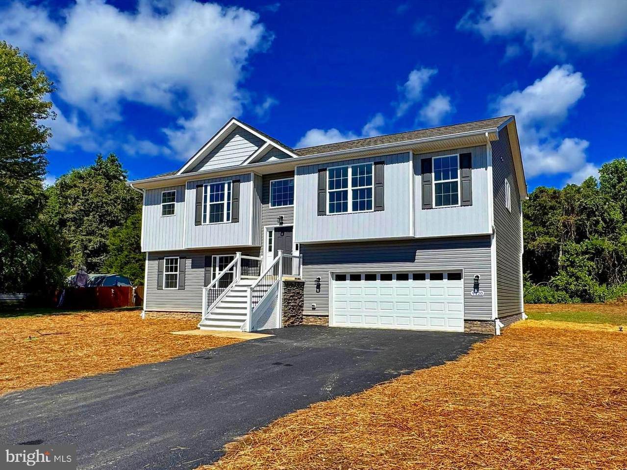 9420 Fendall Lane - Photo 1