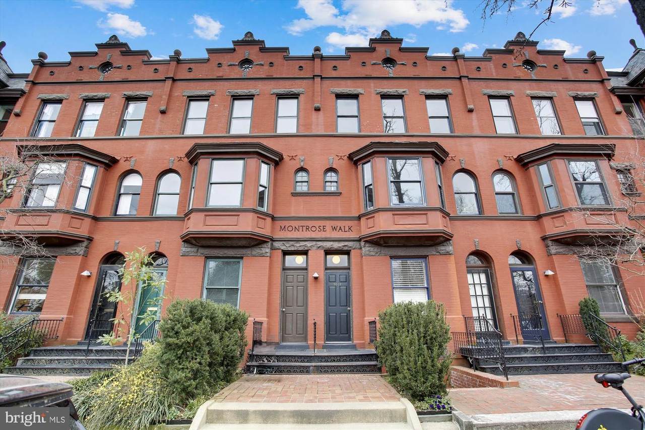 3042 R Street - Photo 1
