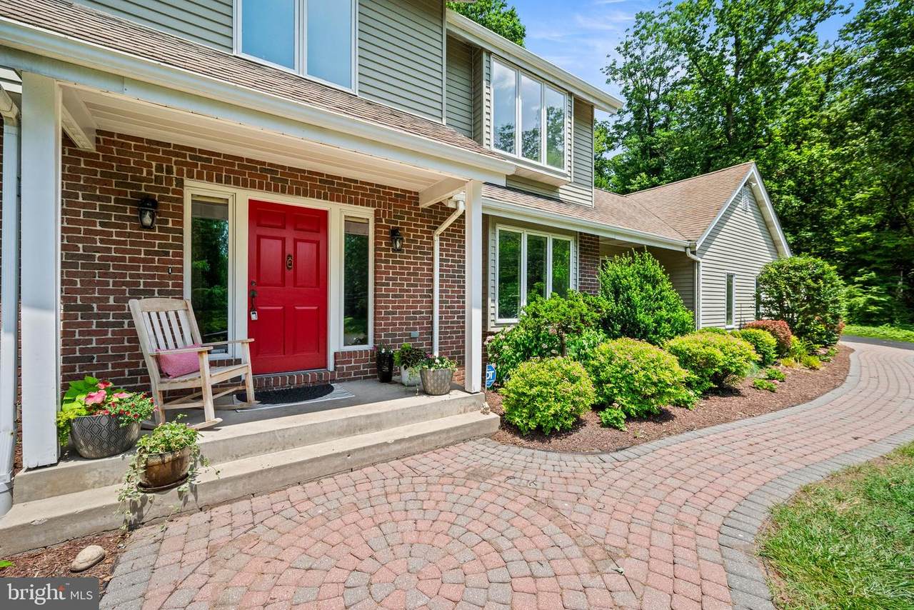 211 Fox Lane - Photo 1
