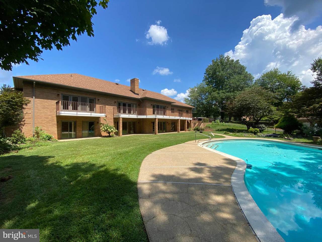 11225 Club Drive - Photo 1