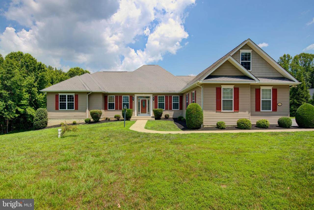 12210 Stoneleigh Place - Photo 1