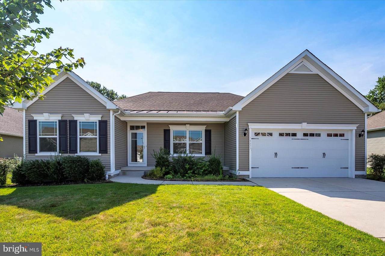 18877 Riverwalk Drive - Photo 1