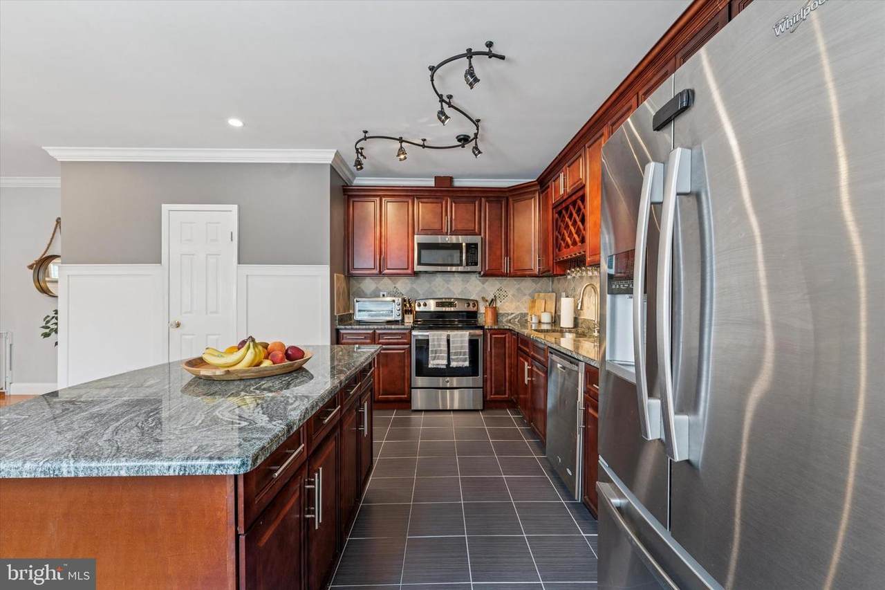 1639 19TH Street - Photo 1