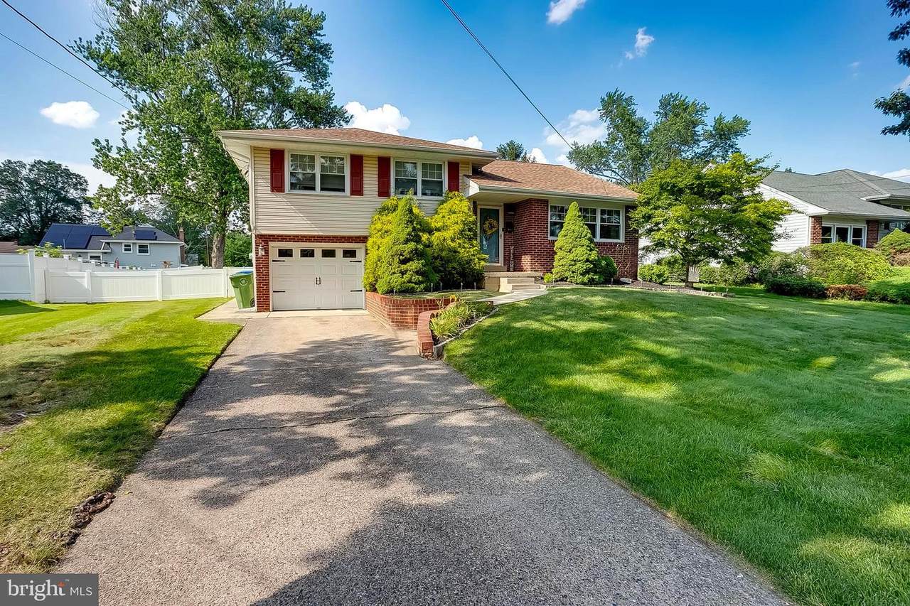 317 Kingston Road - Photo 1