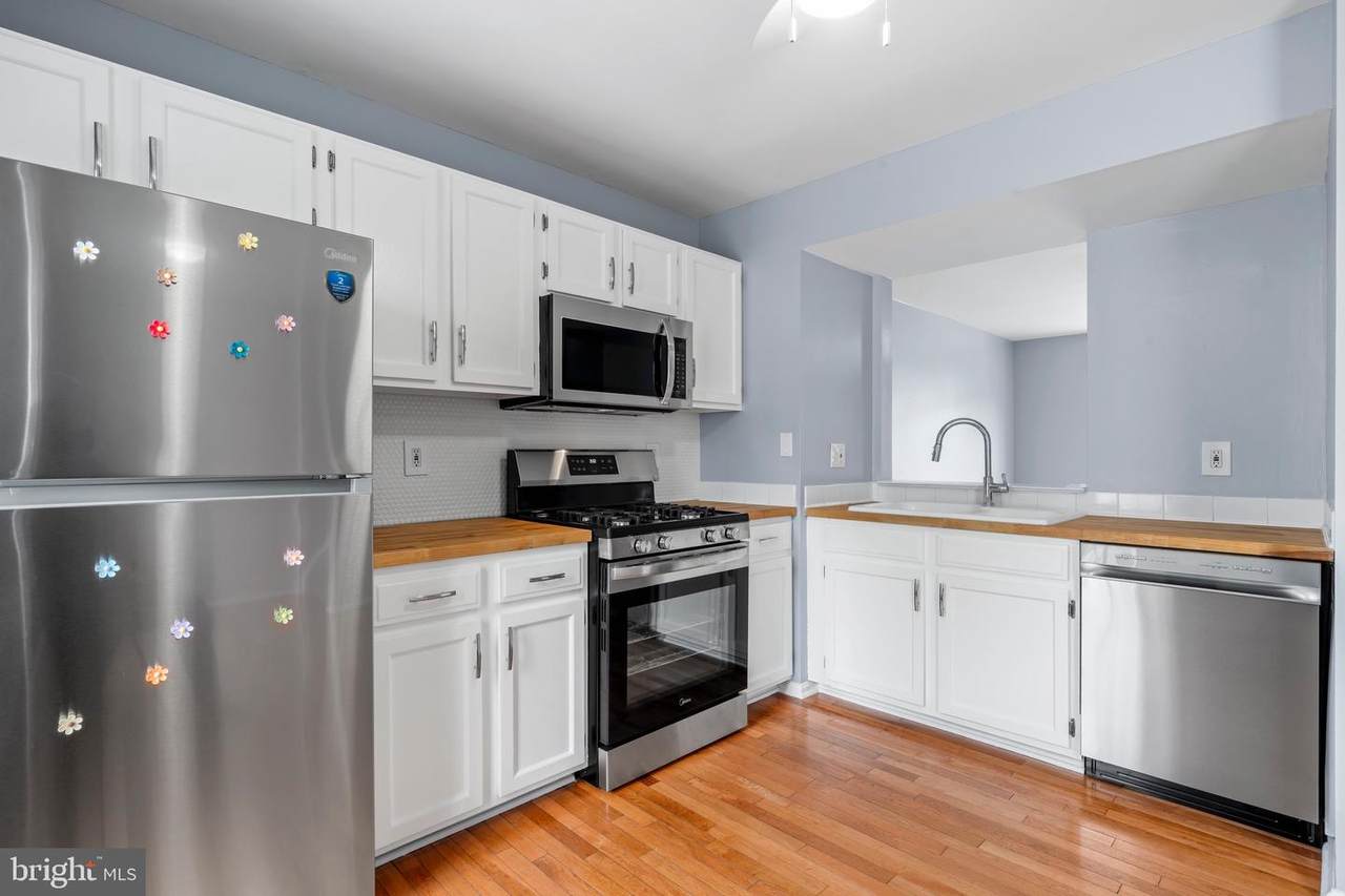3066 Antrim Circle - Photo 1