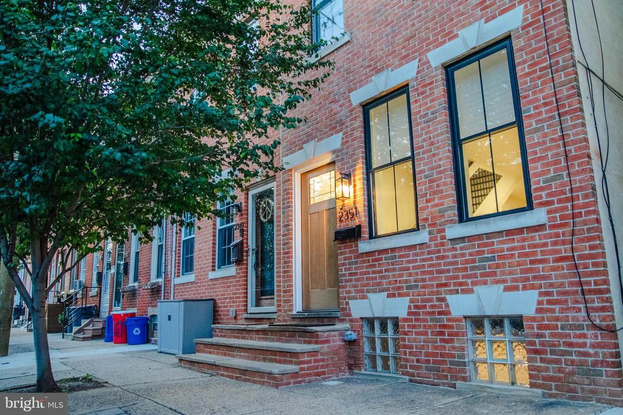 2351 Hagert Street - Photo 1