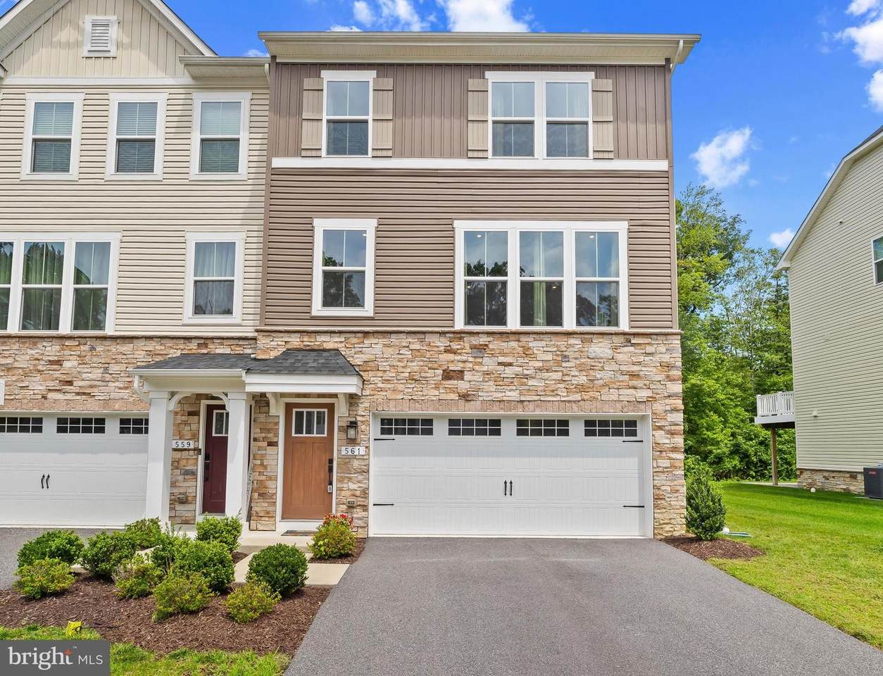 561 Katherine Avenue - Photo 1
